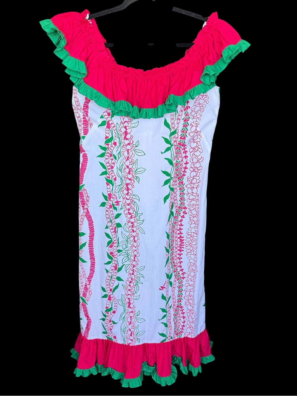 Vintage Mamo Hawaii muumuu dress fits size 8-10